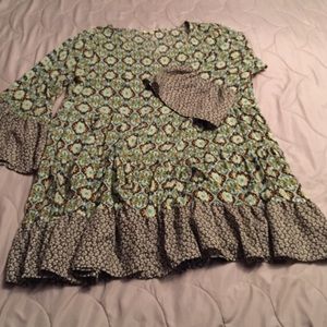 Women’s boutique 3/4 sleeve tunic